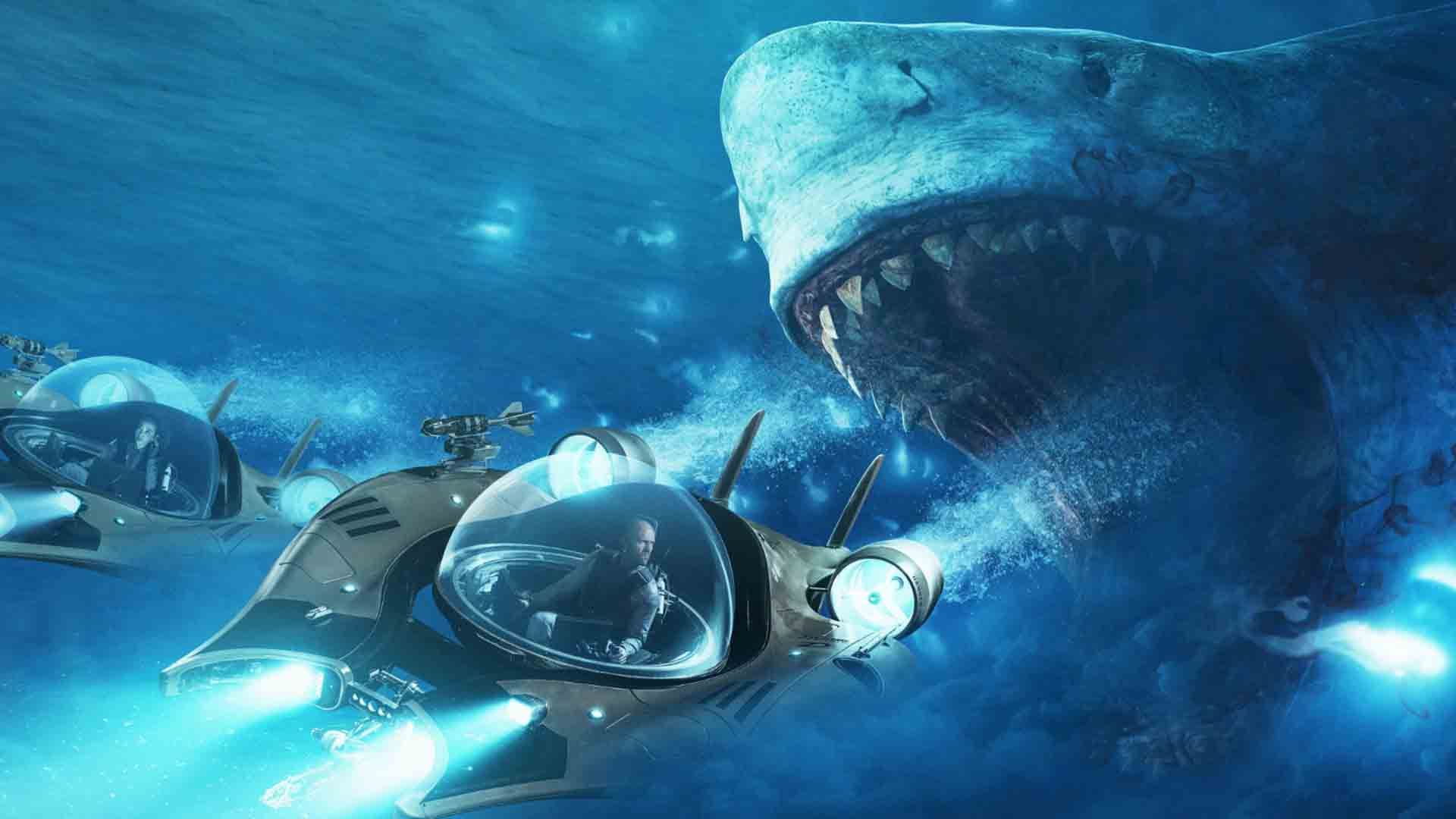 جیسون استاتهام در فیلم The Meg با یک شناور از کوسه فرار می‌کند