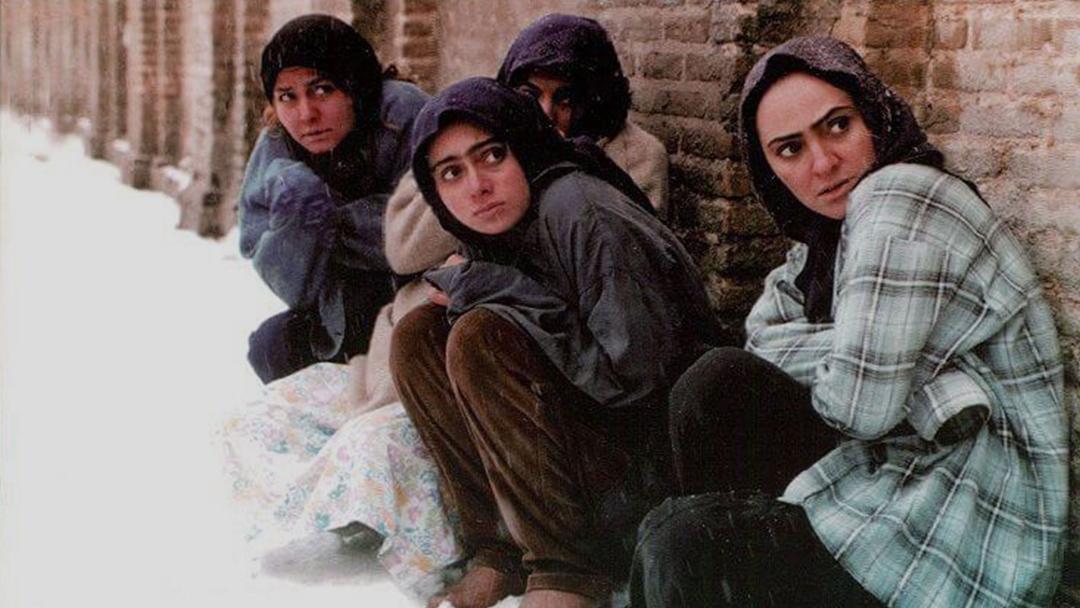 زنان در سرمای زمستان در فیلم زندان زنان