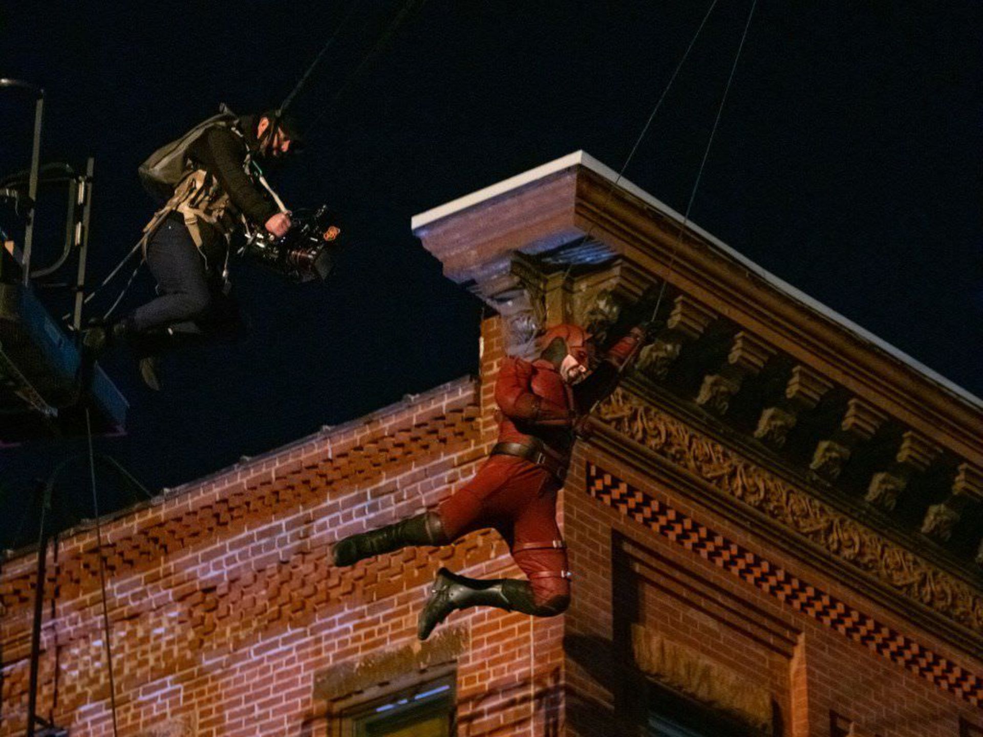 2024-4-jon-bernthal-and-charlie-cox-on-the-set-of-daredevil-born-again-11