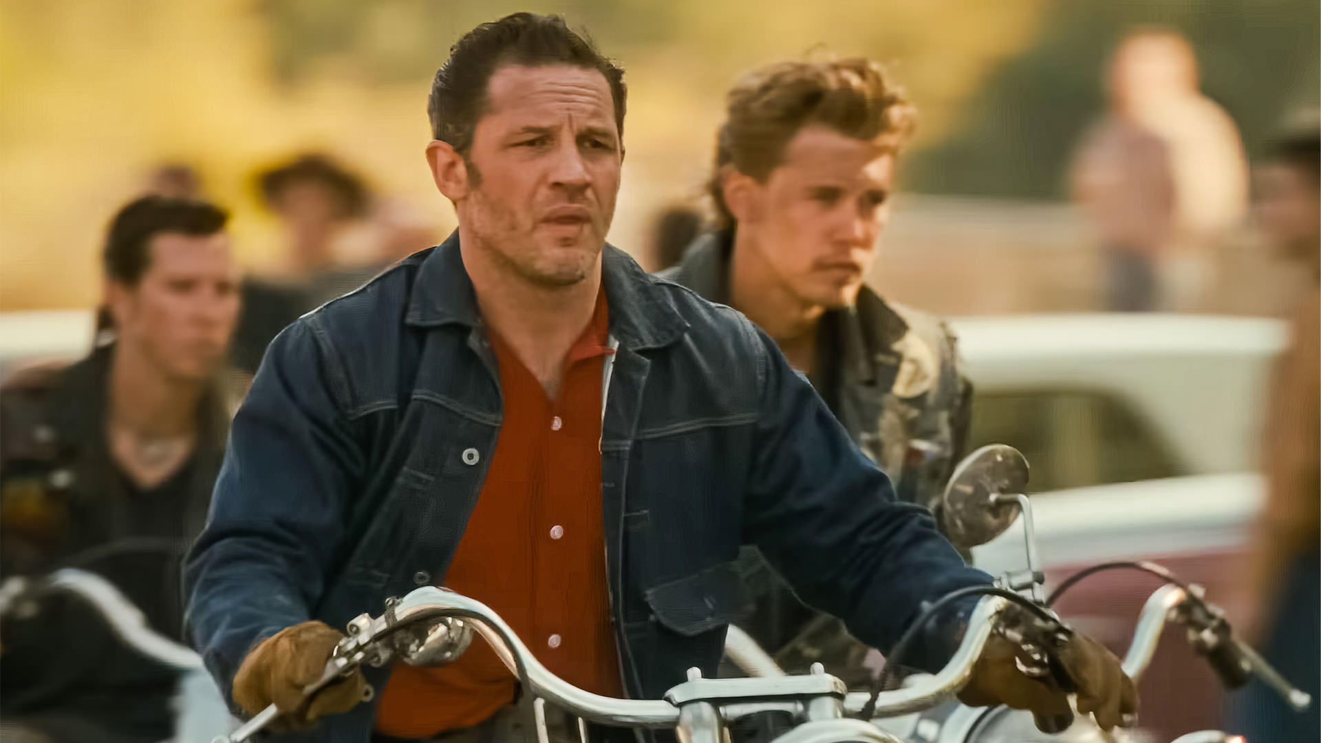 قانون‌شکنی تام هاردی در فیلم The Bikeriders