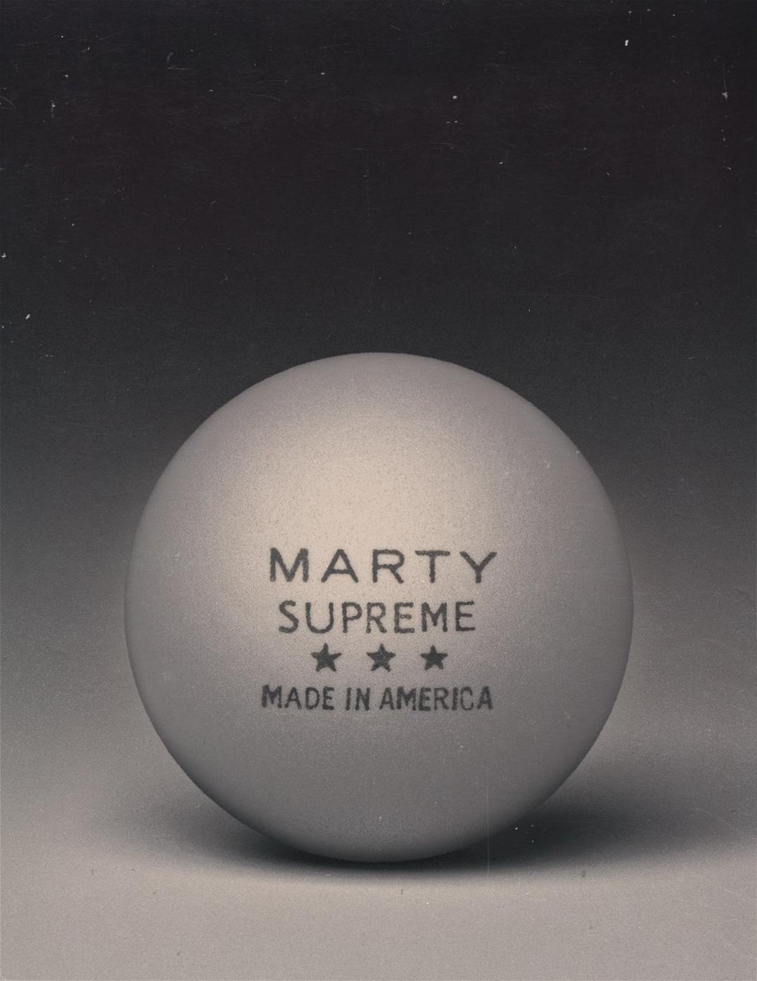 اولین پوستر فیلم Marty Supreme