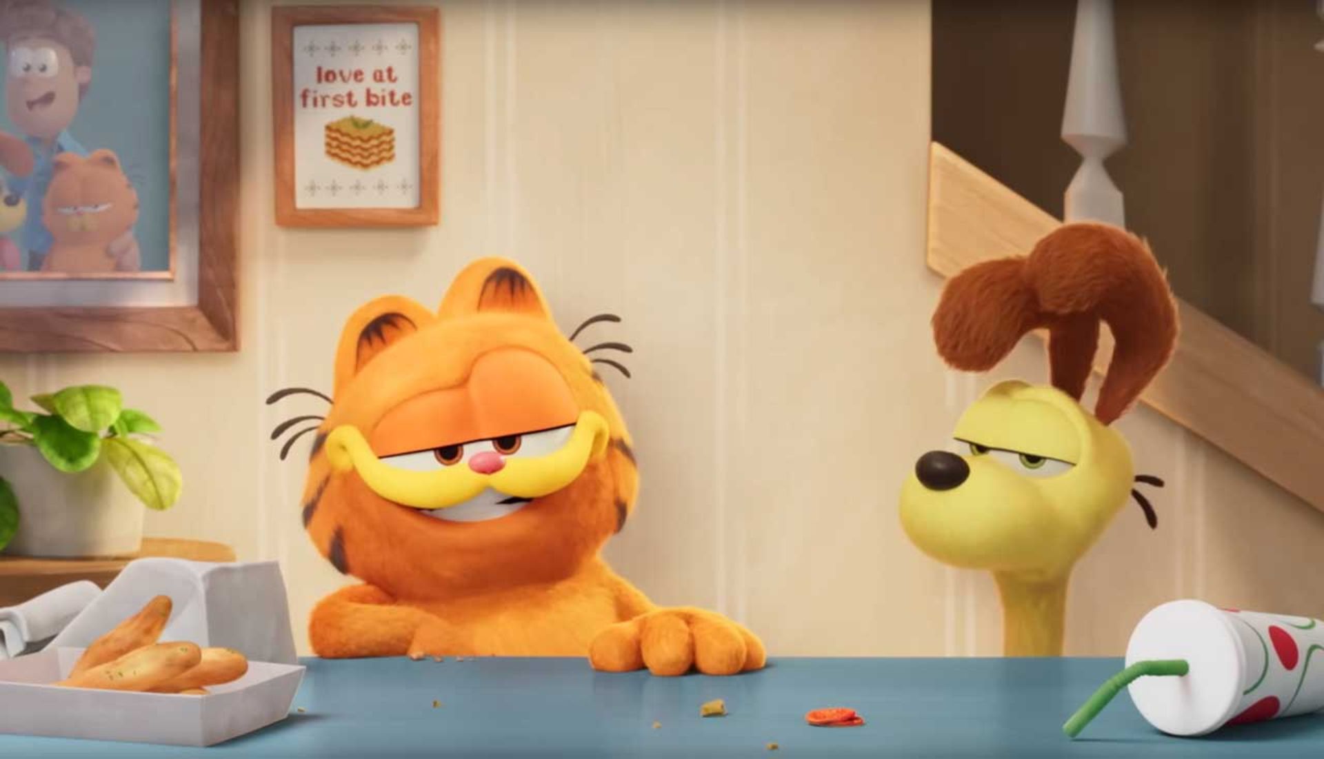 اودی، سگ پوکرفیس درکنار گارفیلد خوشحال در انیمیشن Garfield جدید سال ۲۰۲۴ میلادی