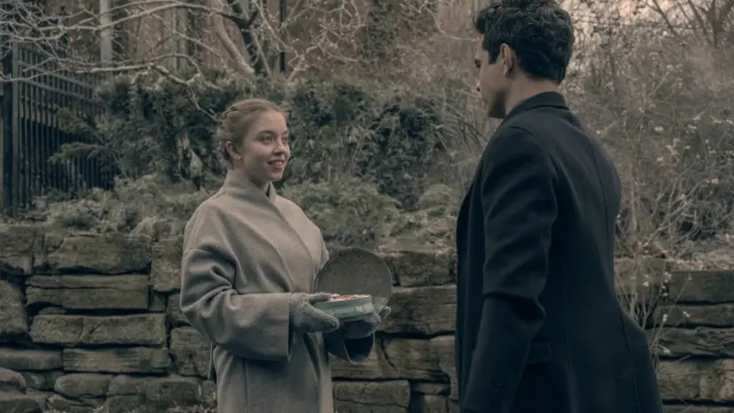 سیدنی سوئینی در سریال سرگذشت ندیمه