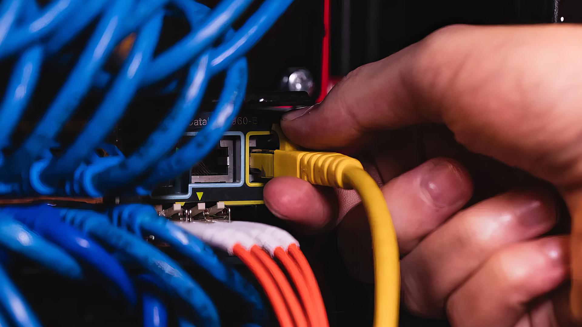 قطع اینترنت بین‌الملل