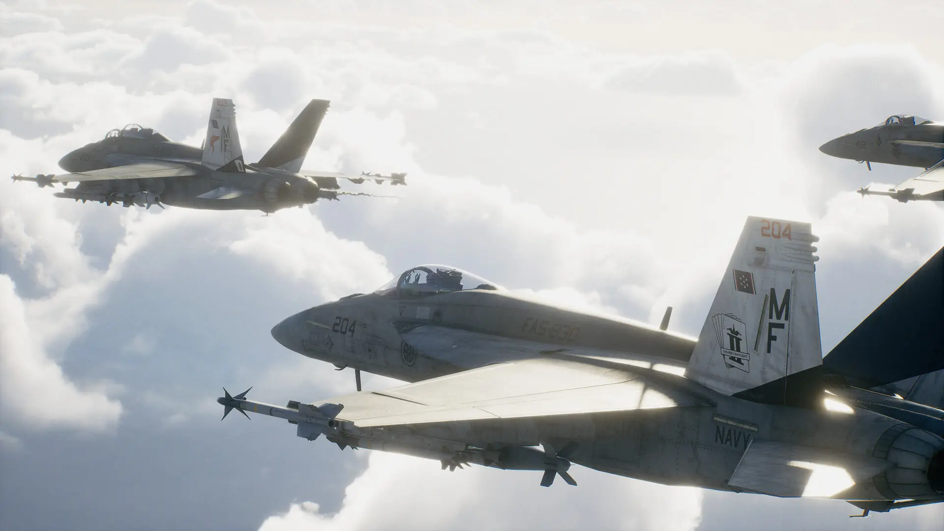 جنگنده های نظامی در بازی Ace Combat 8 (Wings of the Invincible) بر فراز ابرها