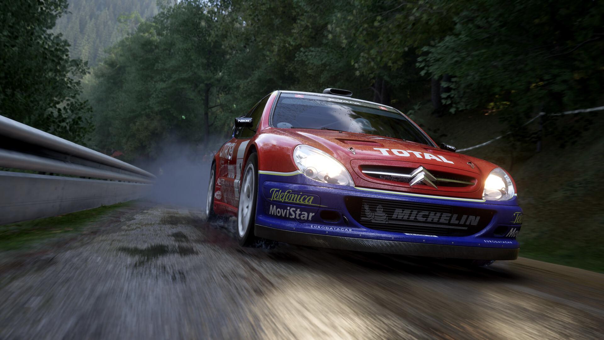 رقابت‌های رالی در آب و هوای بارانی بازی Assetto Corsa Rally