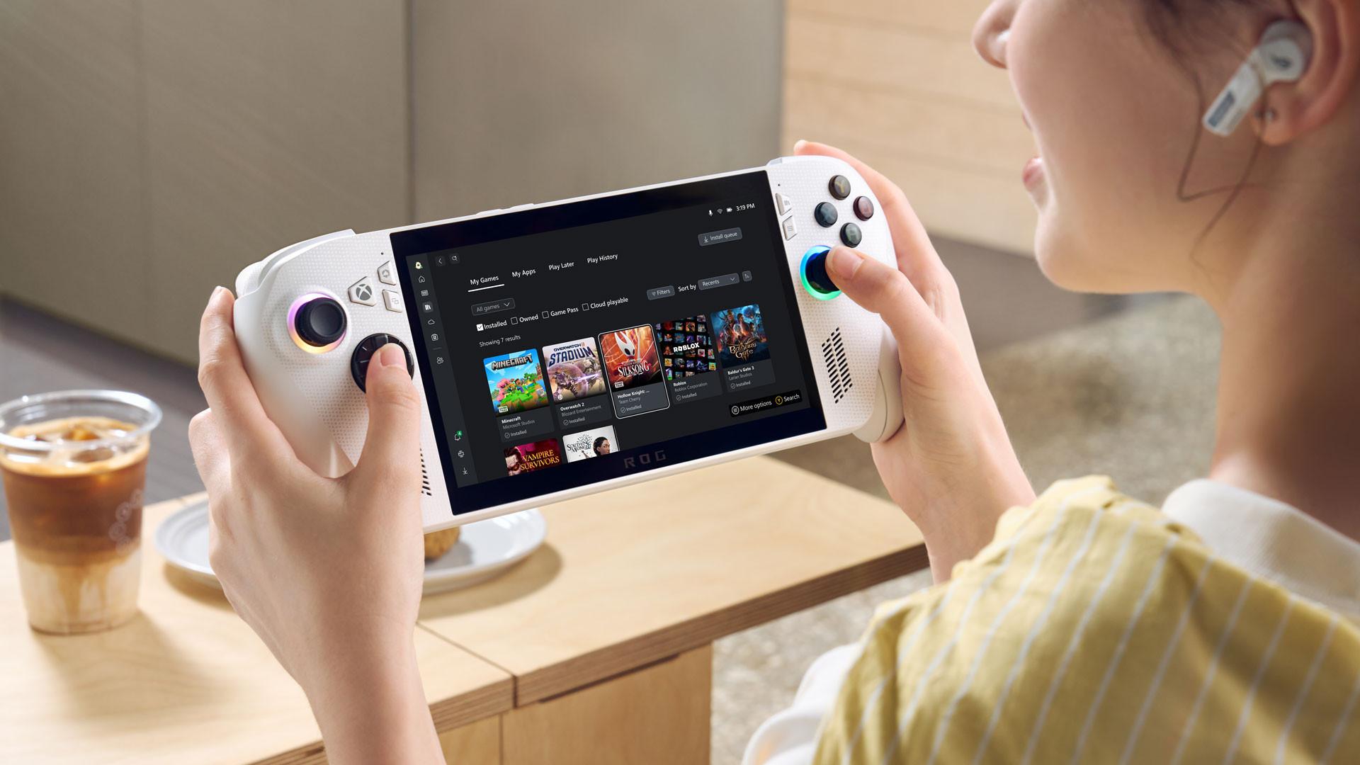 کنسول دستی ROG Xbox Ally با رنگ سفید