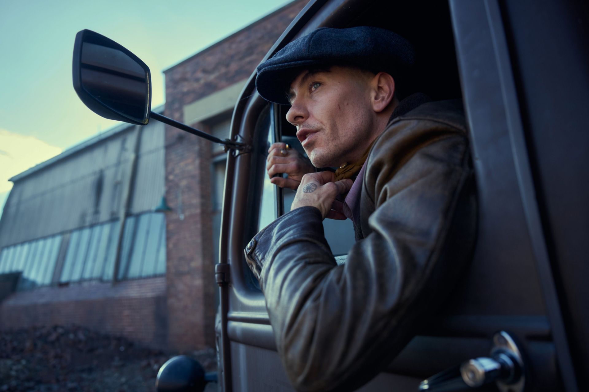 بری کیوگن در فیلم Peaky Blinders 