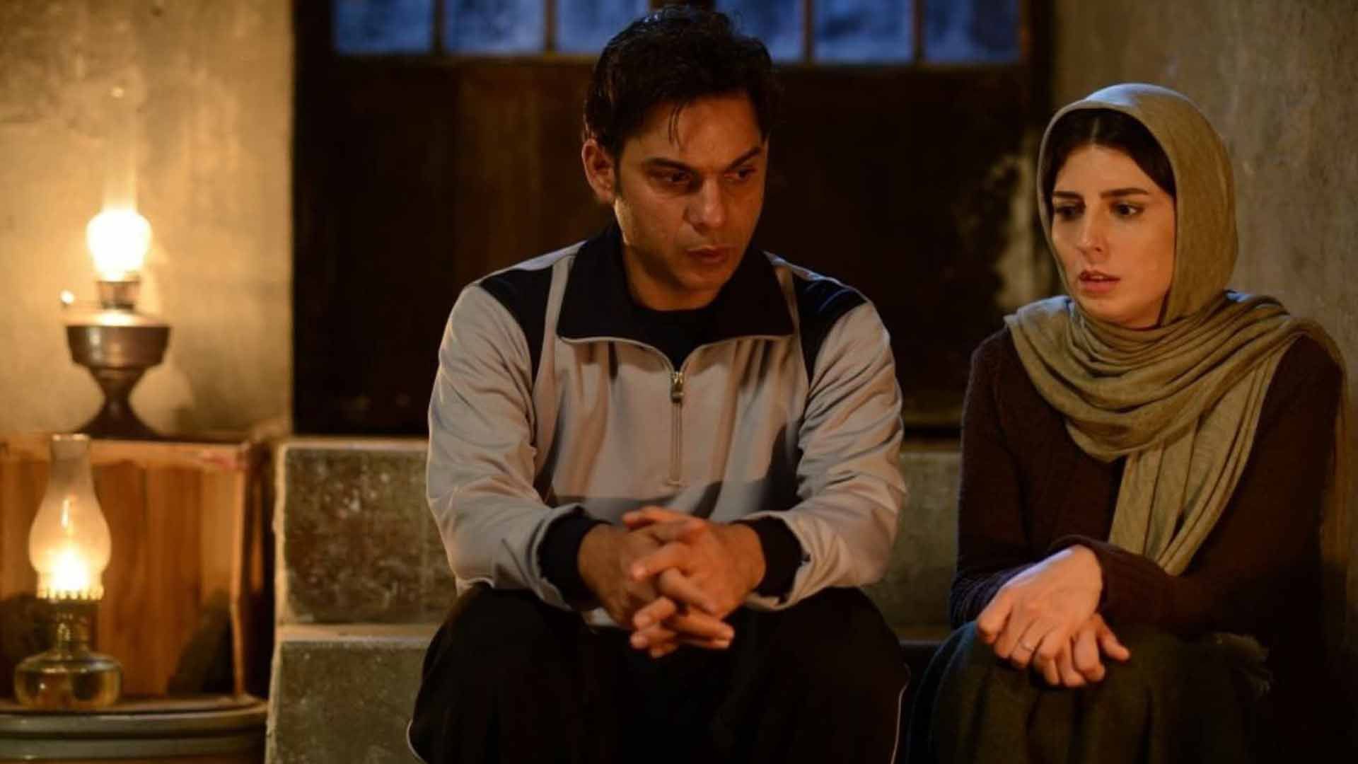 پیمان معادی و لیلا حاتمی در فیلم بمب؛ یک عاشقانه
