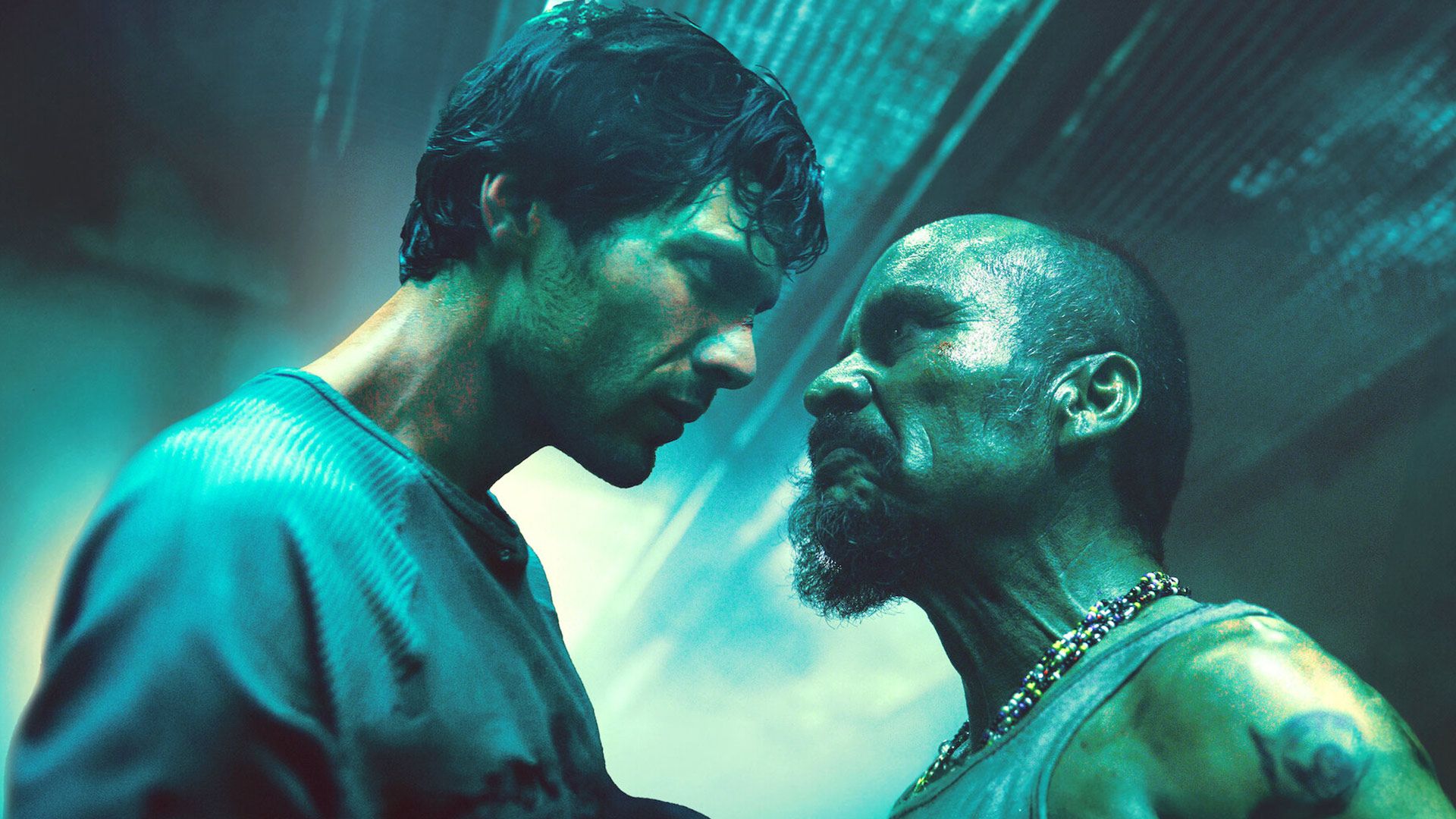 زندانی در حال دعوا در فیلم  Celda ۲۱۱