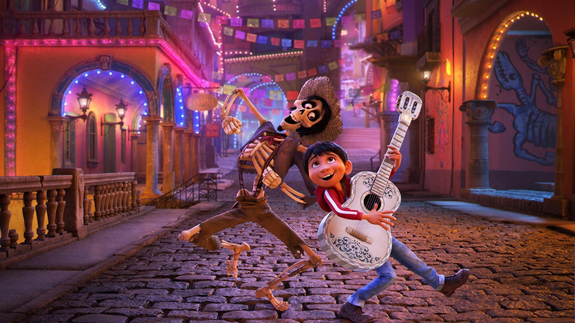 پوستر انیمیشن Coco