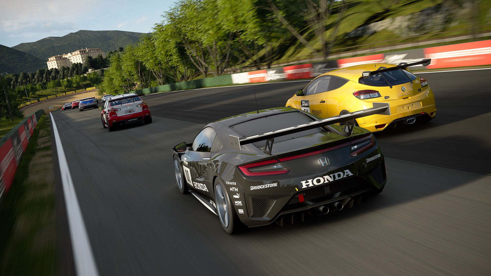 رقابت خودروهای هوندا، رنو و میتسوبیشی در بازی Gran Turismo 7