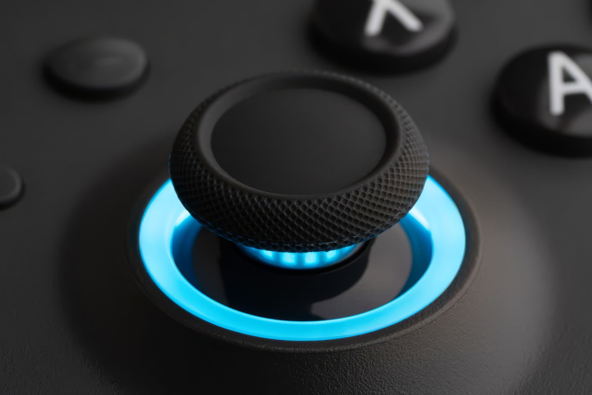 آنالوگ کنترلر