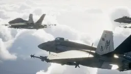 جنگنده‌های نظامی در ارتفاع بالا میان ابرهای سفید در بازی Ace Combat 8