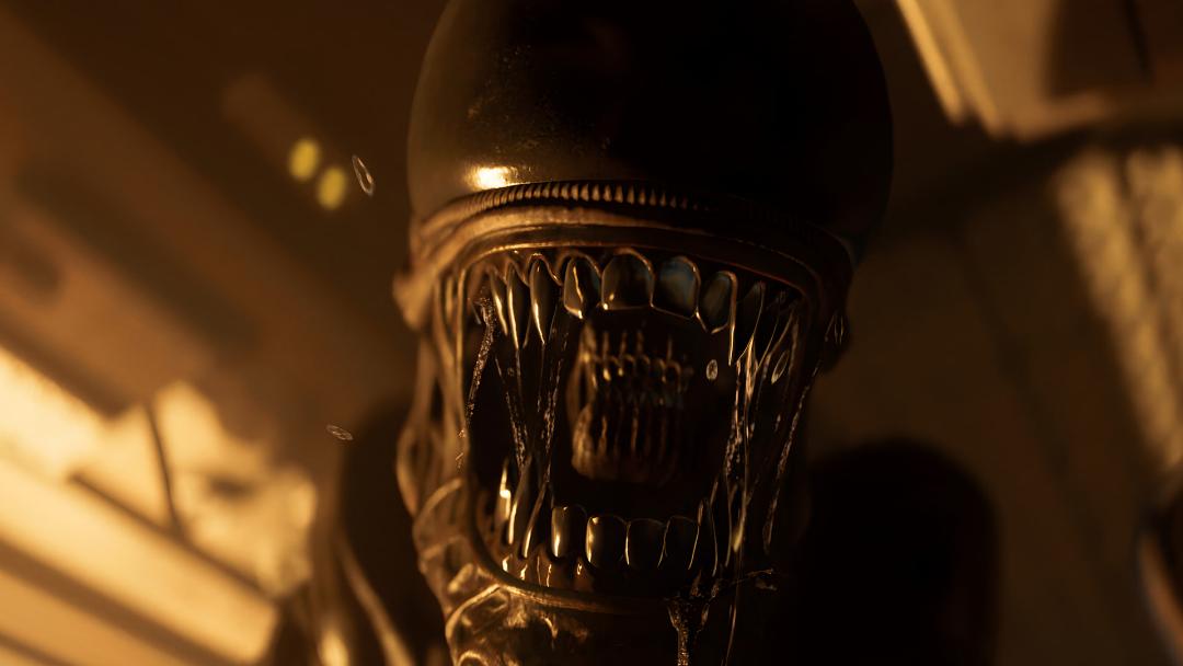 دهان باز و دندان‌های تیز موجود بیگانه (Xenomorph) در بازی Alien: Isolation 2