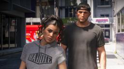 جیسون (Jason) و لوسیا (Lucia) شخصیت‌های اصلی بازی GTA 6 در یک کوچه
