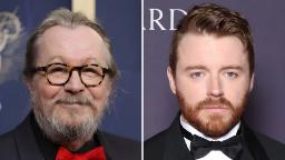 چهره گری اولدمن (Gary Oldman) و جک لودن (Jack Lowden) در کنار هم
