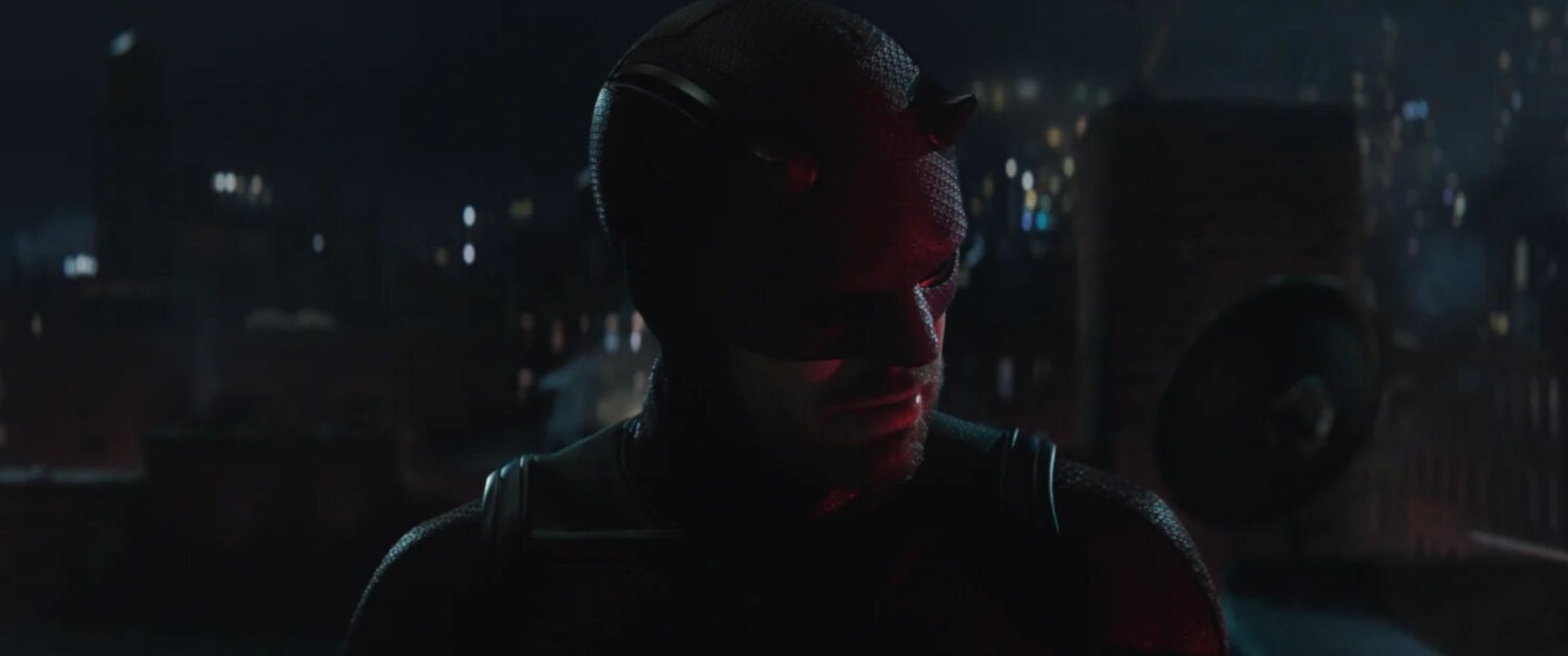 دردویل روی پشت بام در فصل اول سریال Daredevil: Born Again