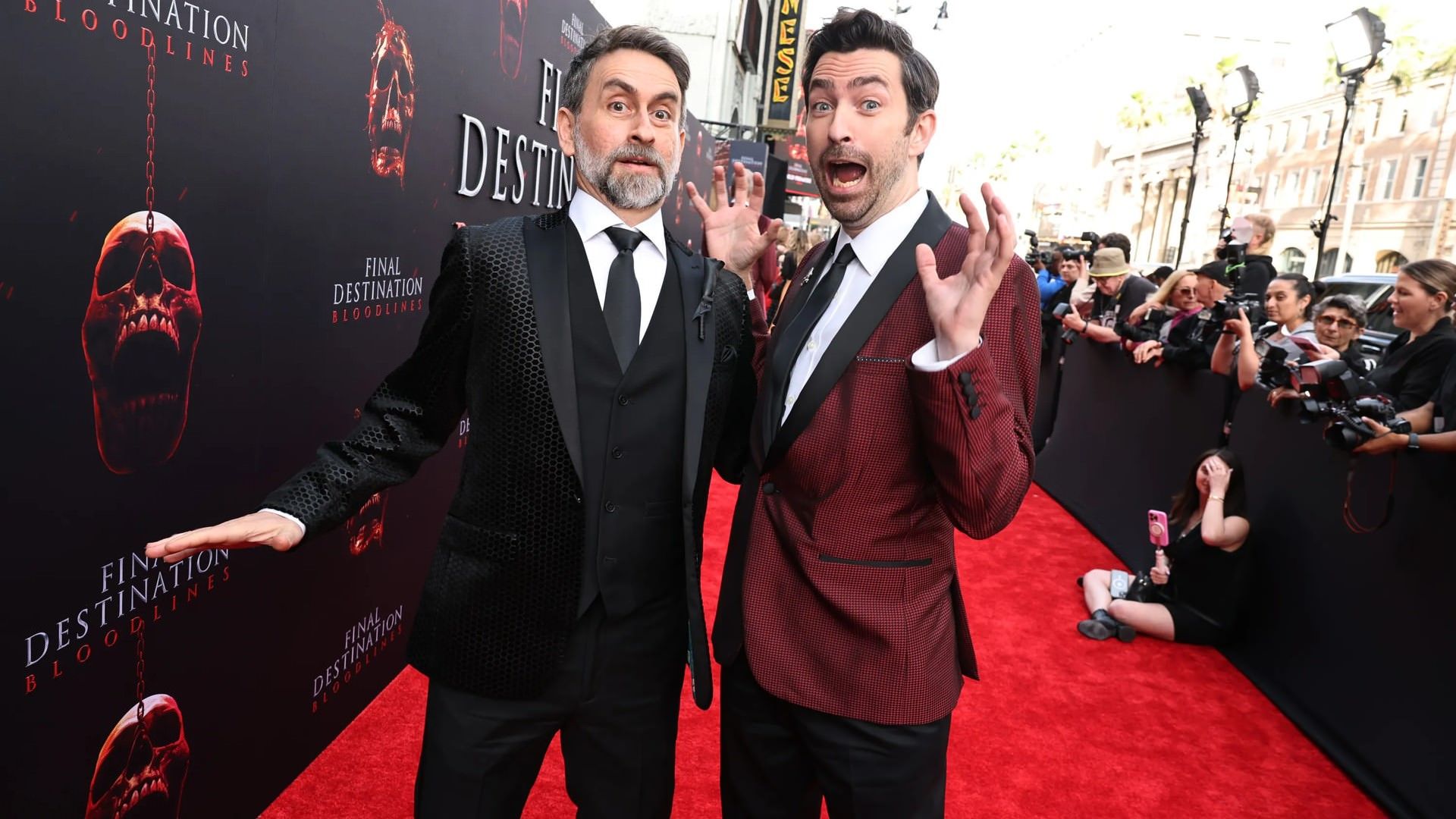زک لیپوفسکی و آدام بی. استاین در فرش قرمز فیلم Final Destination: Bloodlines