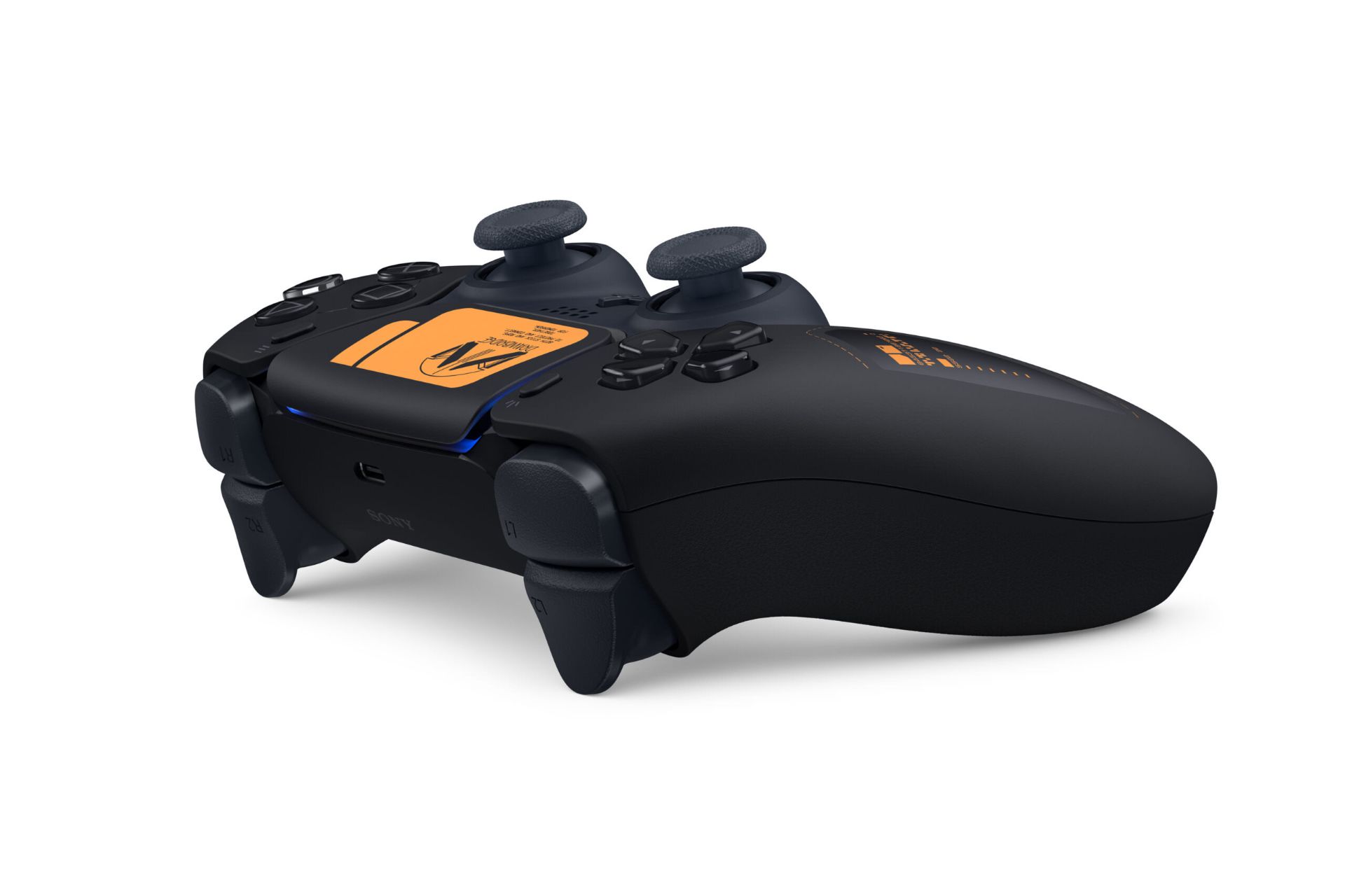 نمای متفاوت از کنترلر ویژه دوال سنس با طرح بازی Death Stranding 2: On the Beach