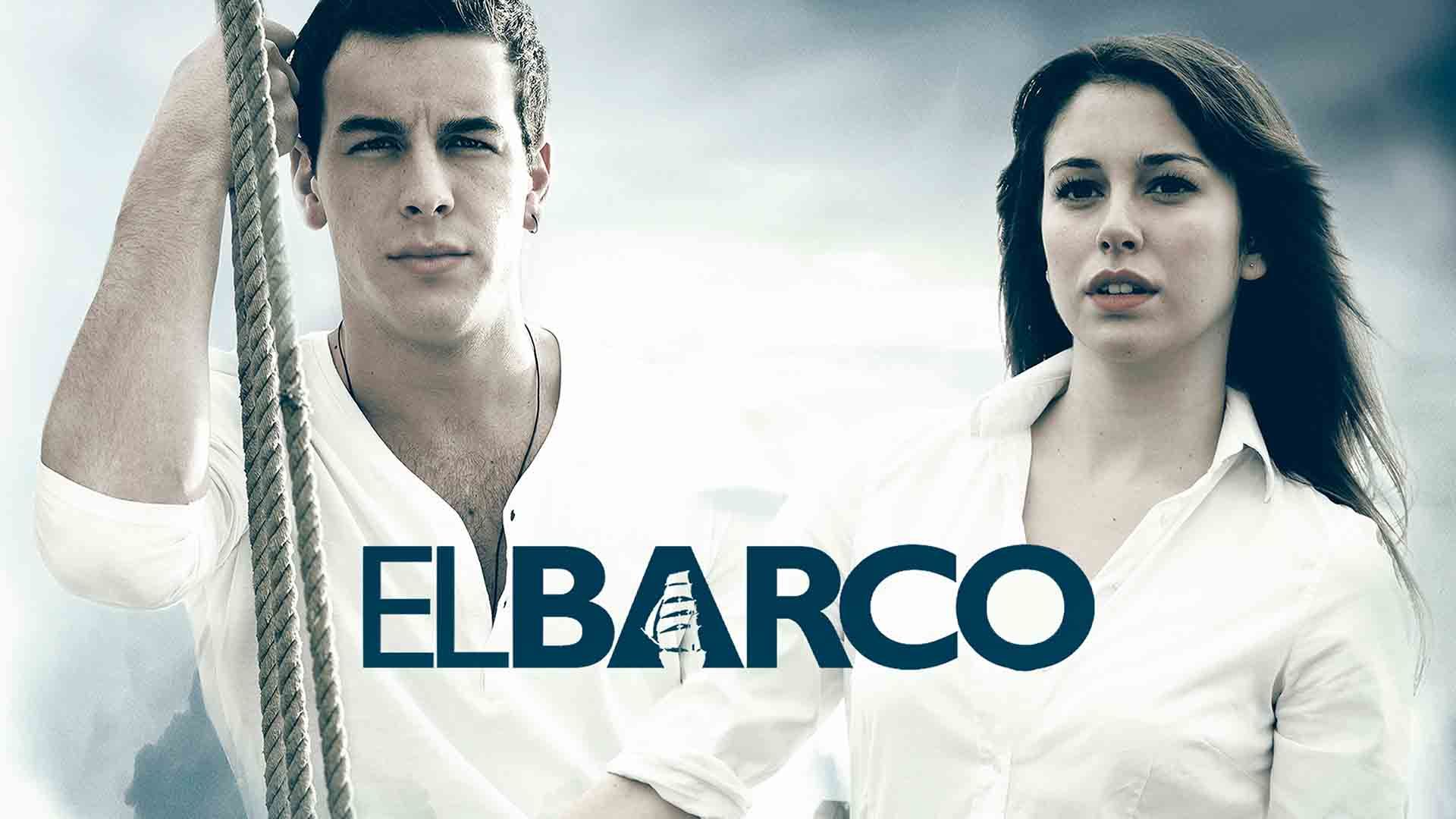 دو بازیگر اصلی سریال El Barco با لباس سفید در کنار هم