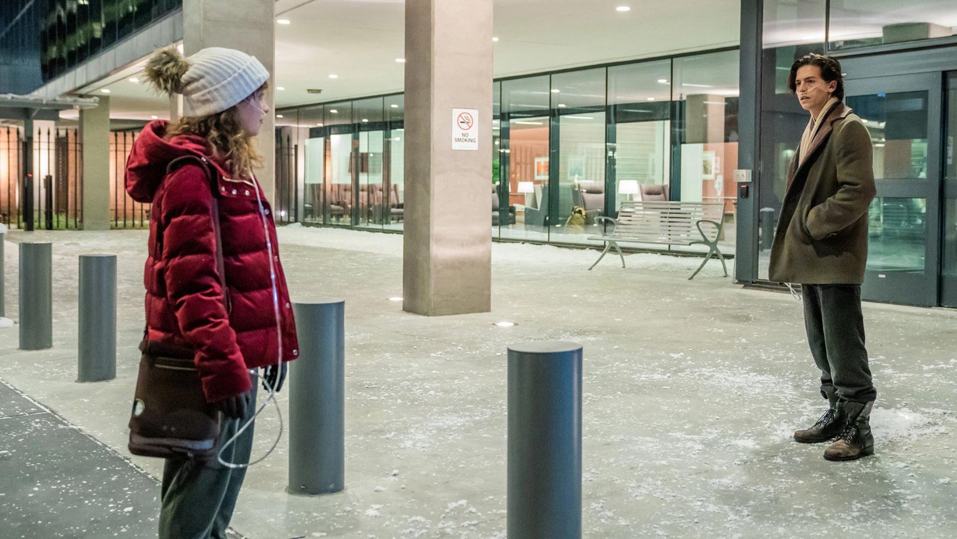 Five_Feet_Apart_young_boy_girl_in_warm_clothes