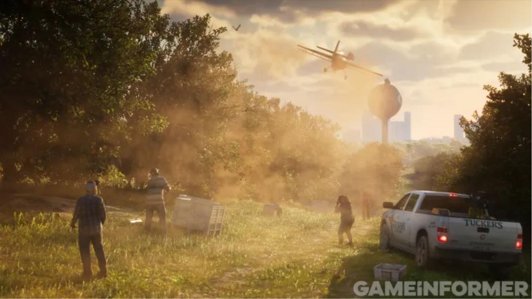 محیط بازی GTA 6 شامل یک هواپیما در آسمان و افرادی در فضای باز