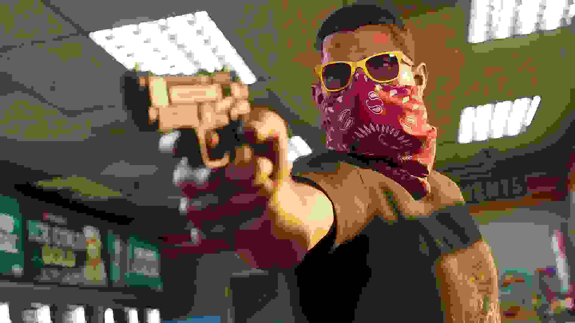 جیسون مشغول سرقت در بازی GTA 6