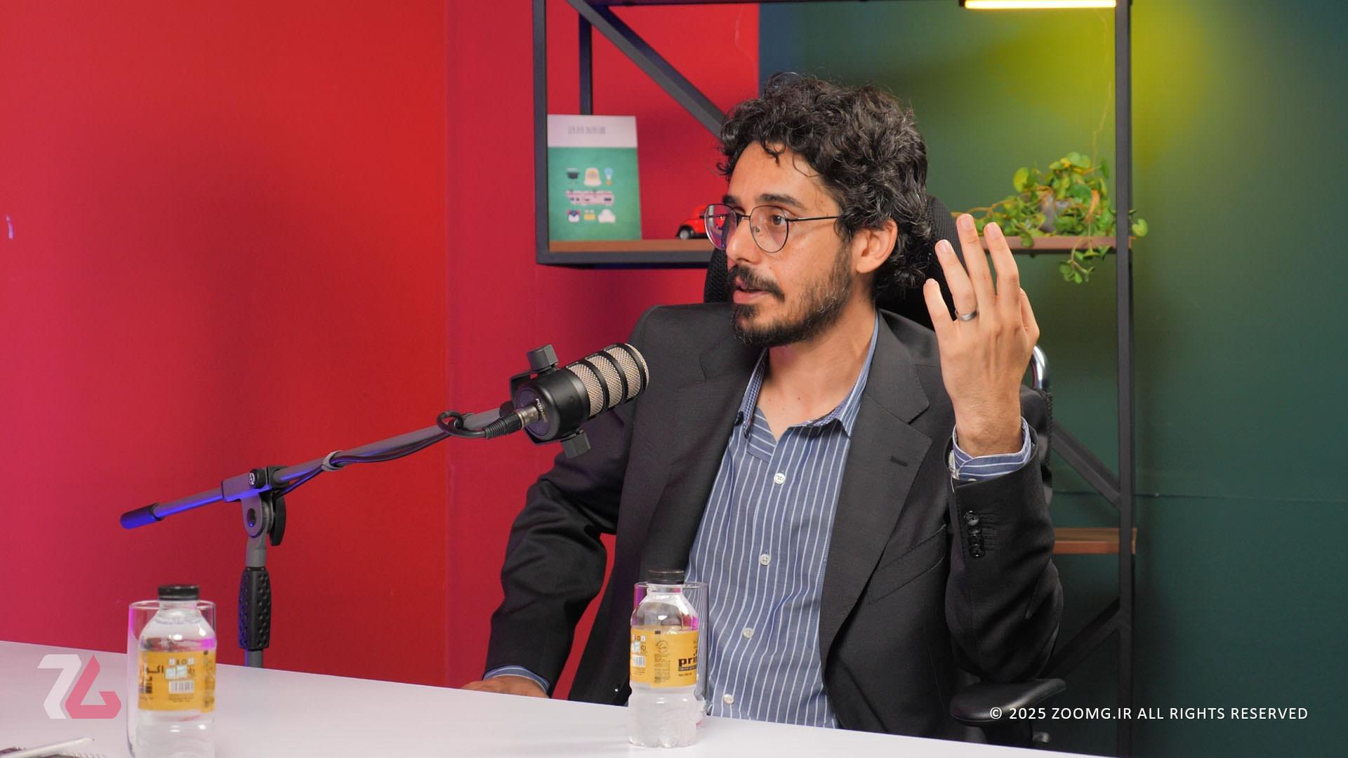 مصاحبه زومجی با مدیر بنیاد