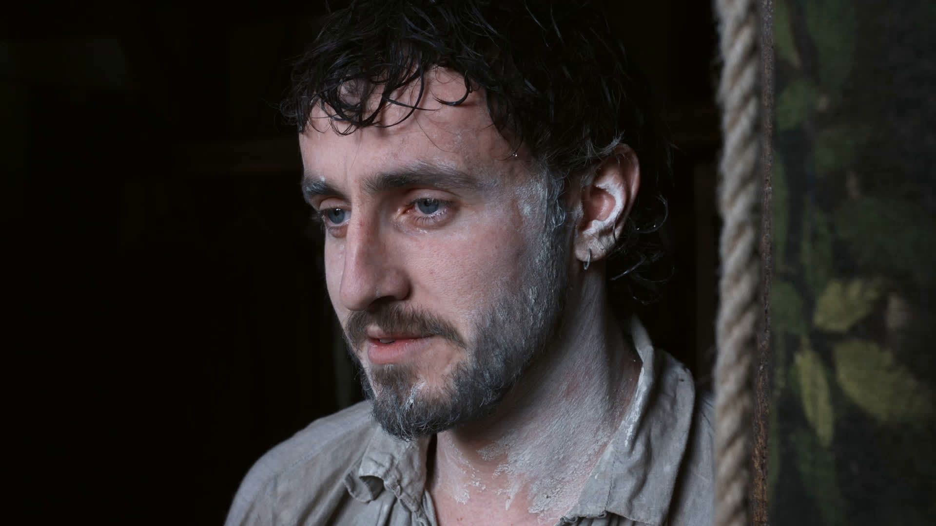 صورت گلی پل مسکال در فیلم Hamnet 