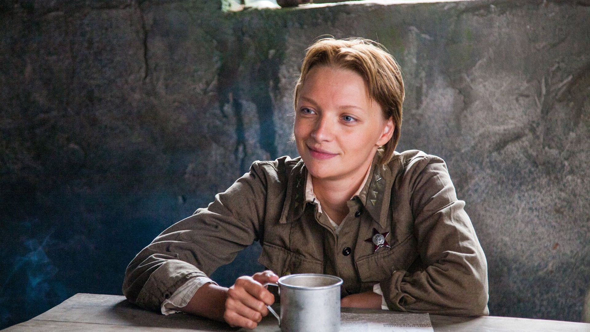 سرباز در زندان در فیلم Hipsters