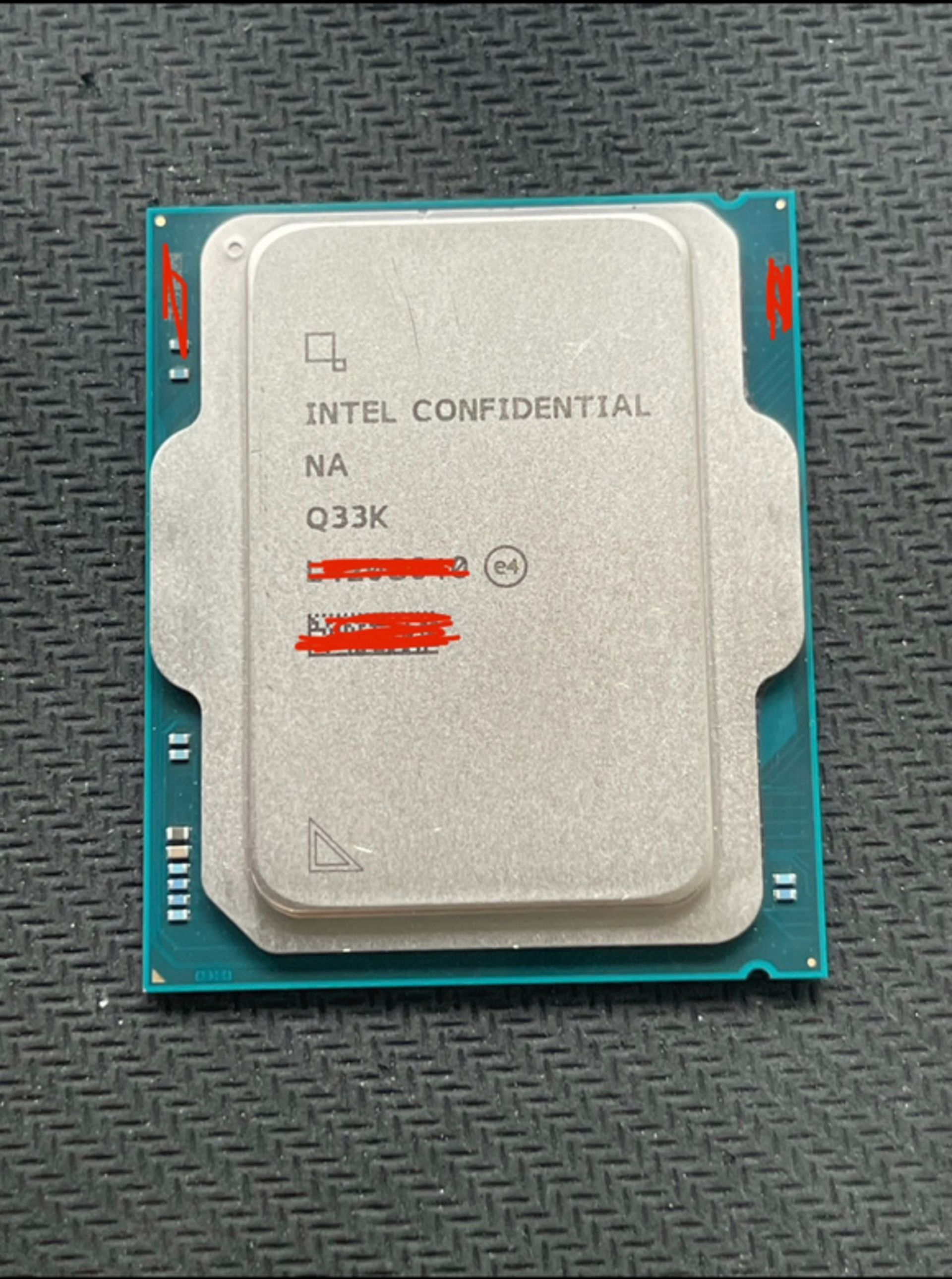 تصویری از پردازنده Core Ultra 7 265K