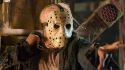 ماسک معروف جیسون وورهیز (Jason Voorhees) در فیلم جمعه سیزدهم
