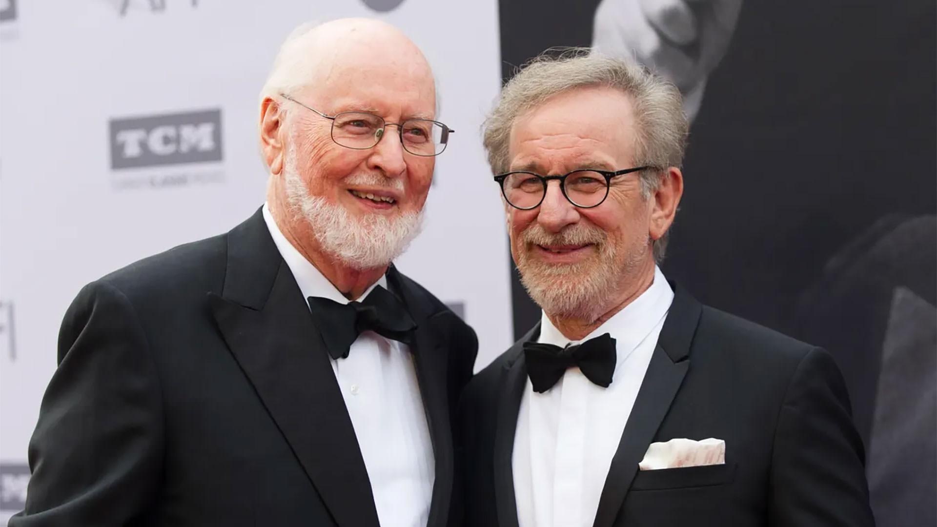 جان ویلیامز درکنار استیون اسپیلبرگ