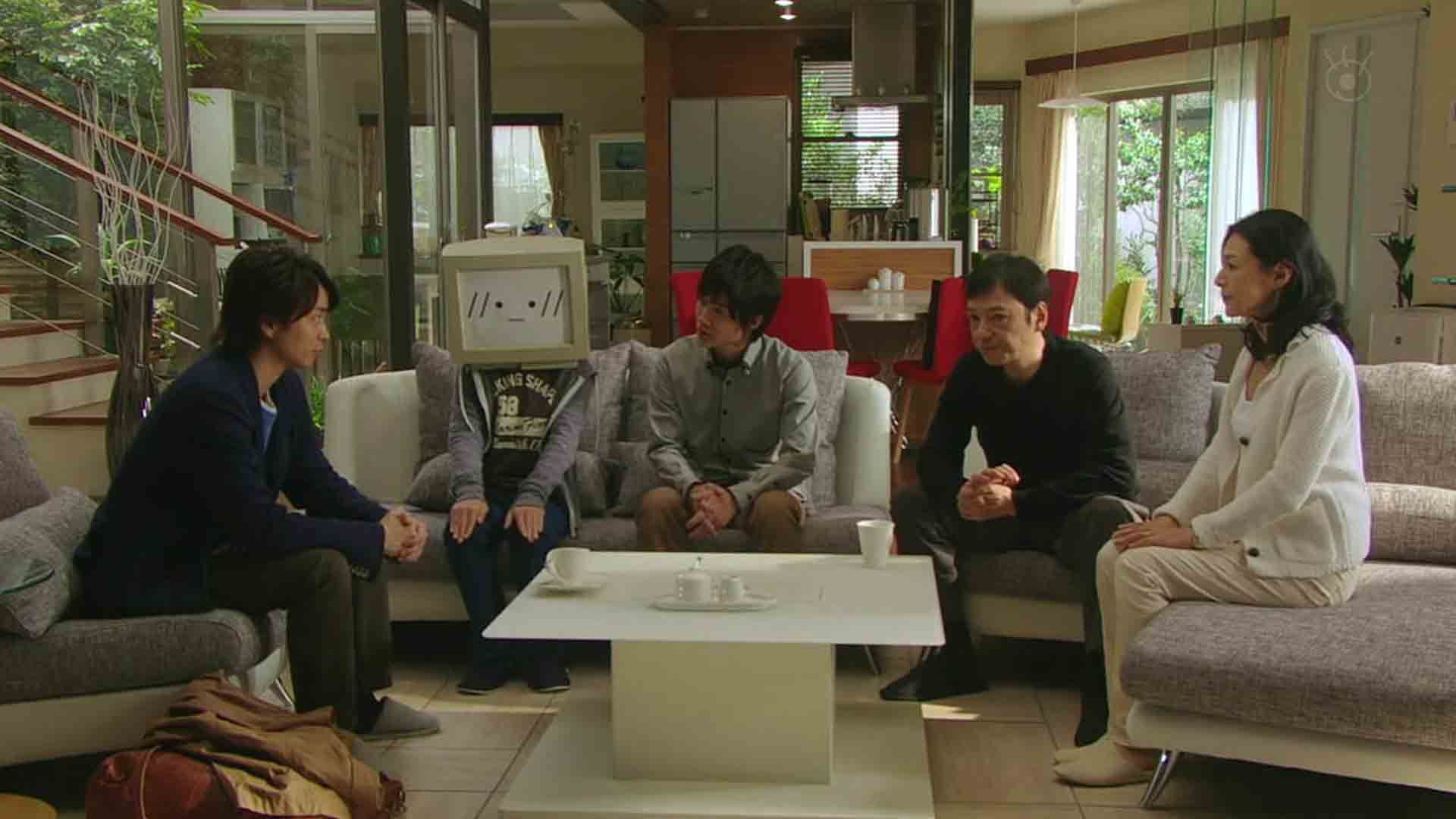 بازیگران مختلف سریال Kazoku Game در کنار هم