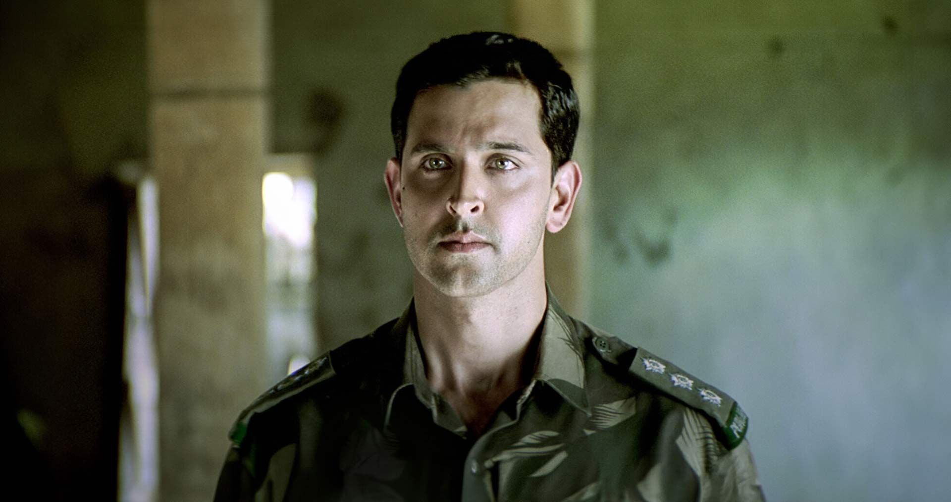 Lakshya_hrithik_roshan_in_army_uniform