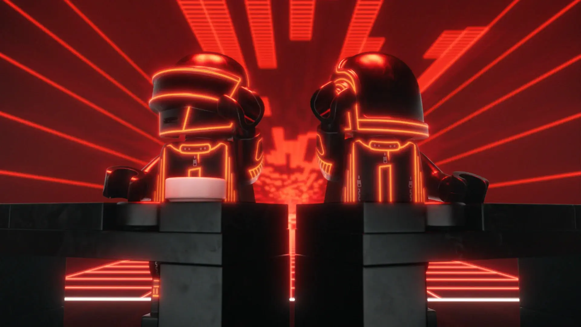 عروسک‌های لگو (LEGO) با کلاه‌های درخشان نماد گروه دفت پانک (Daft Punk)