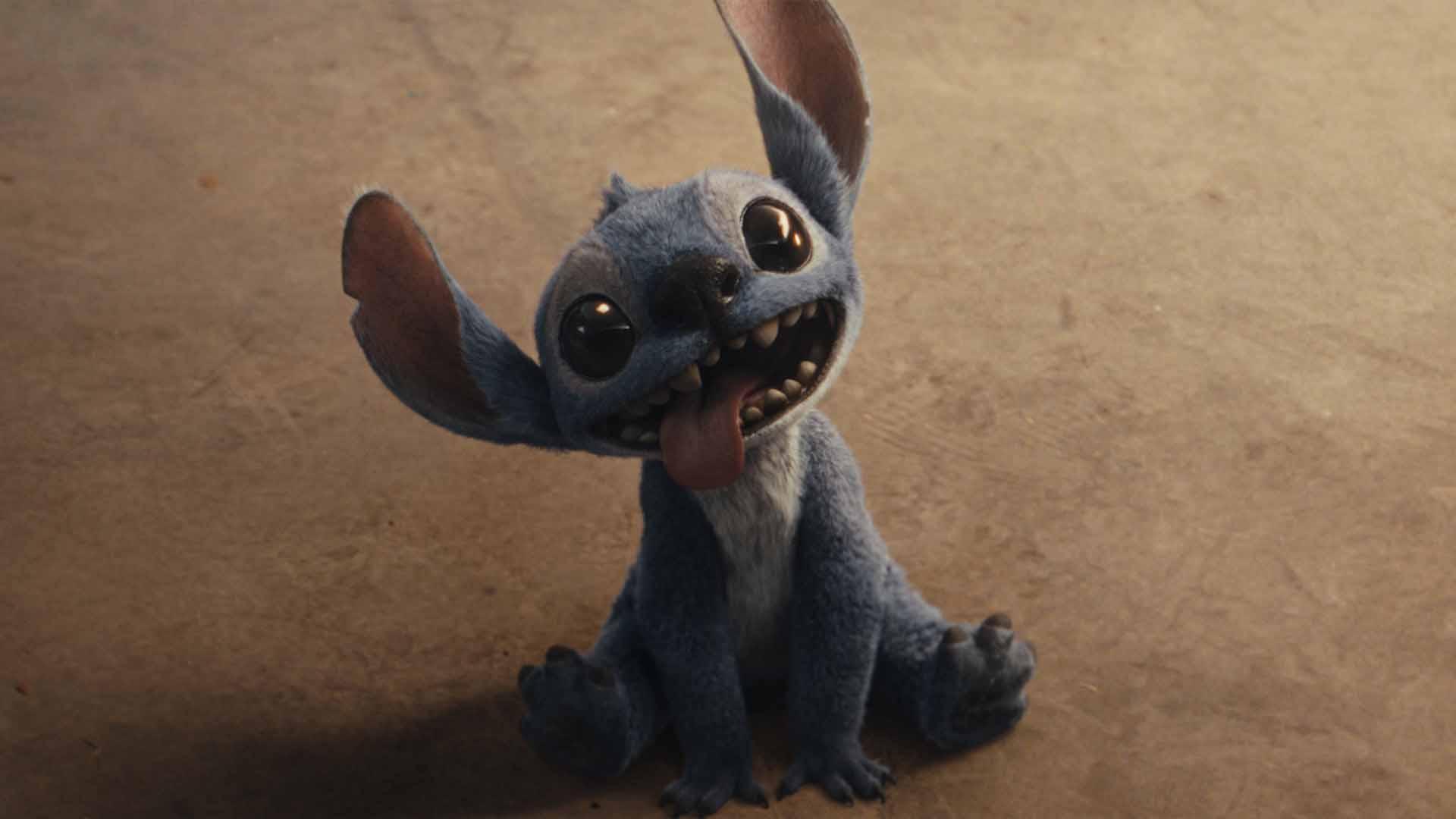 استیچ بازیگوش روی شن در فیلم Lilo and Stitch