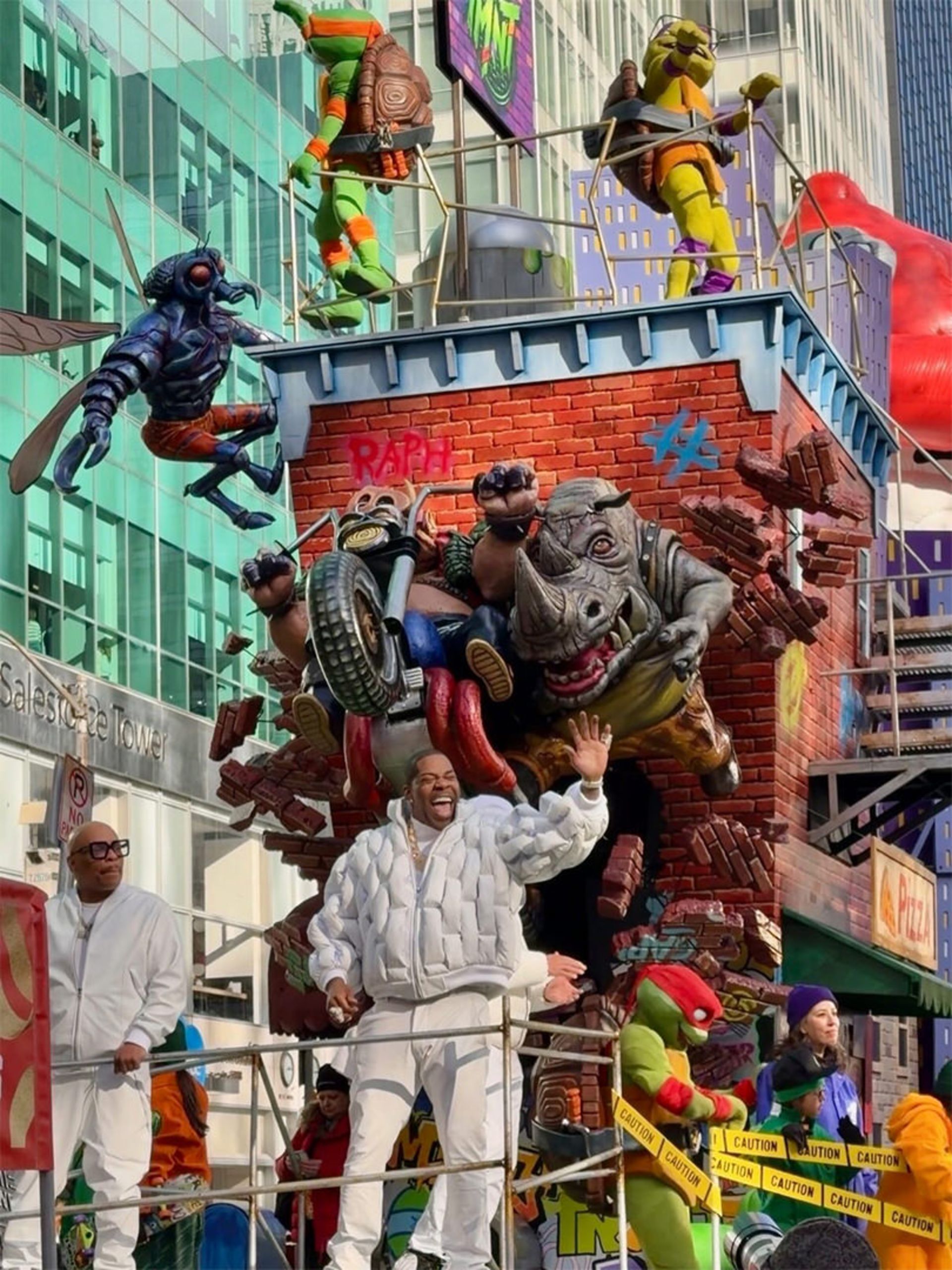 لاک پشت‌های نینجا در رژه شکرگزاری