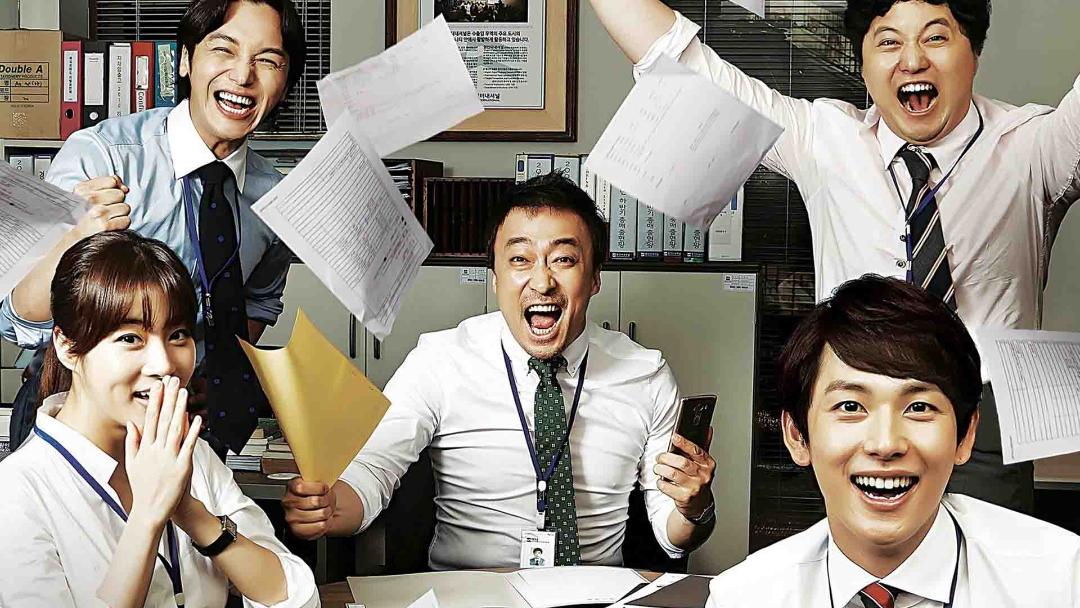 بازیگران اصلی سریال Misaeng: Incomplete Life در حال خوشحالی