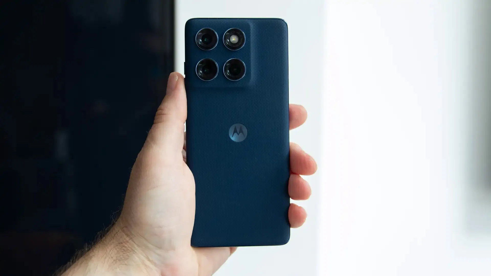 گوشی موتورولا اج 60