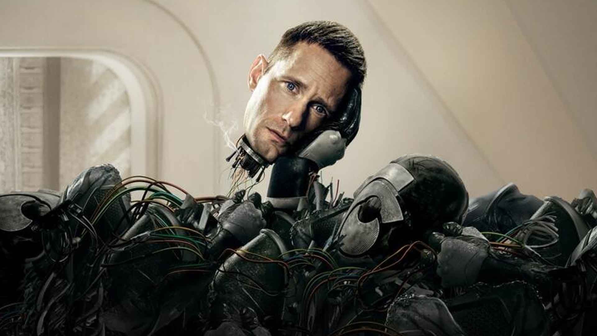 سر جدا شده‌ی ربات مردربات در کاور سریال Murderbot