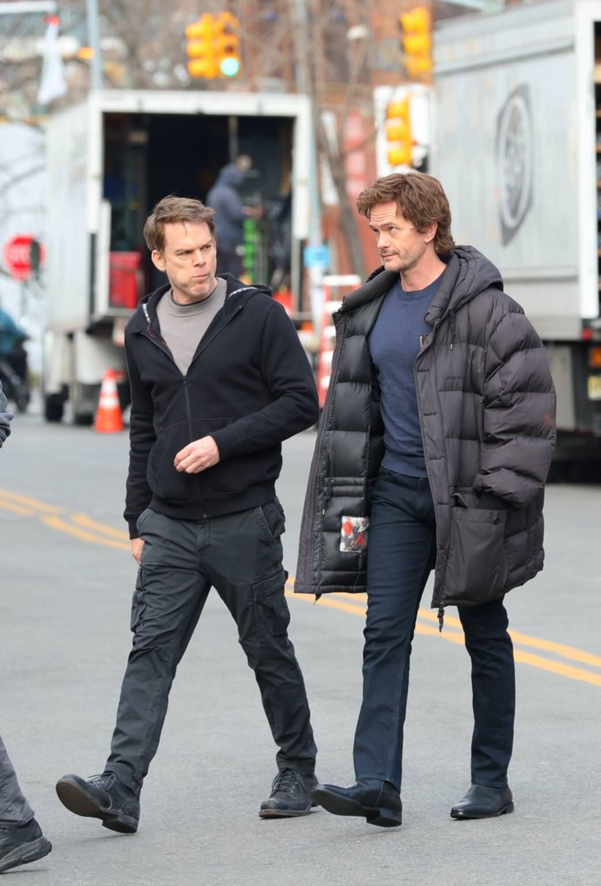 نیل پاتریک هریس و مایکل سی هال در پشت صحنه سریال Dexter: Resurrection