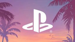لوگوی سفید پلی استیشن (PlayStation) در میان درختان نخل و آسمان رنگی