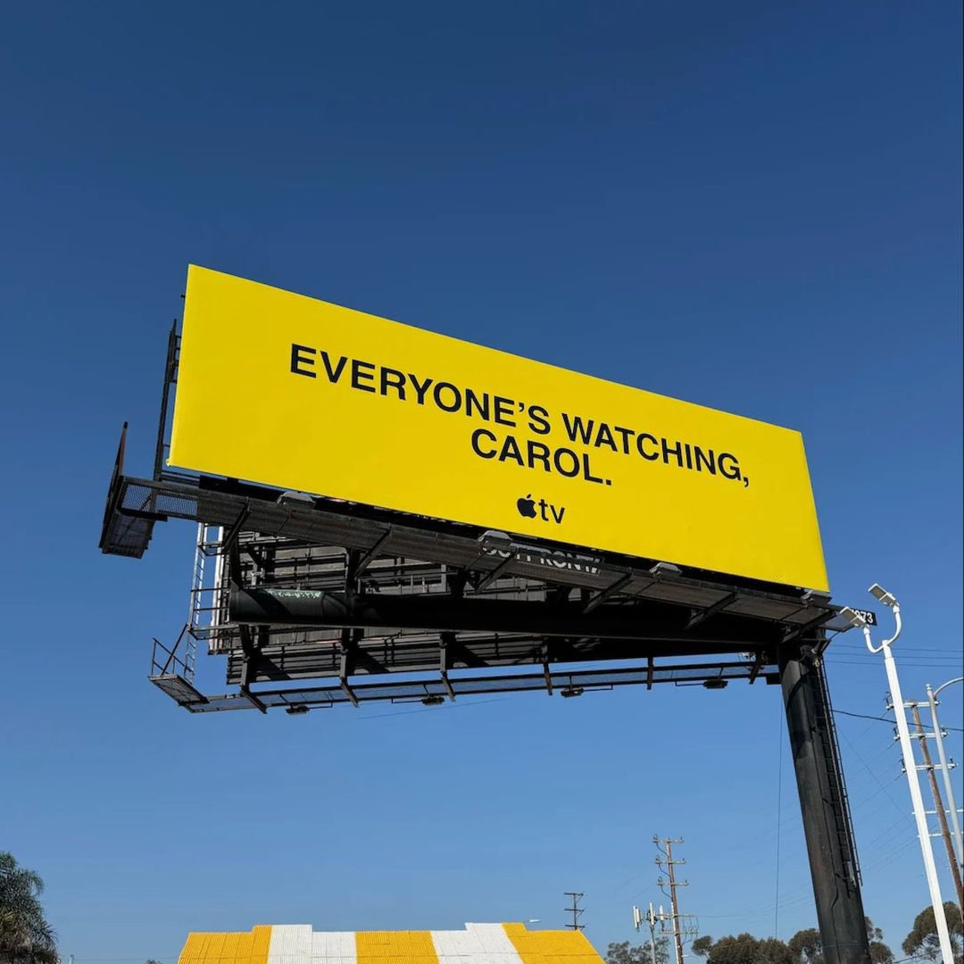 تبلیغ عجیب اپل تی‌وی برای پلوریبوس