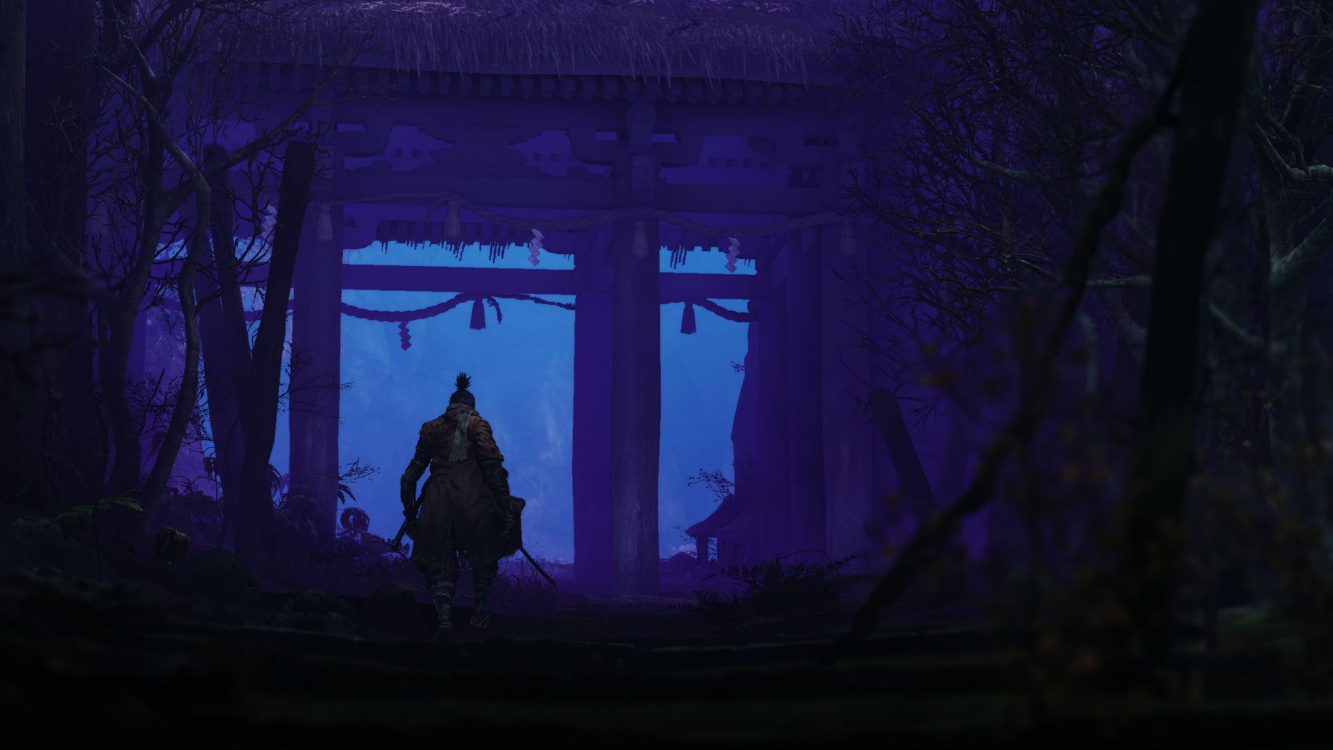 شخصیت اصلی بازی Sekiro: Shadows Die Twice در حال ورود به یک عمارت