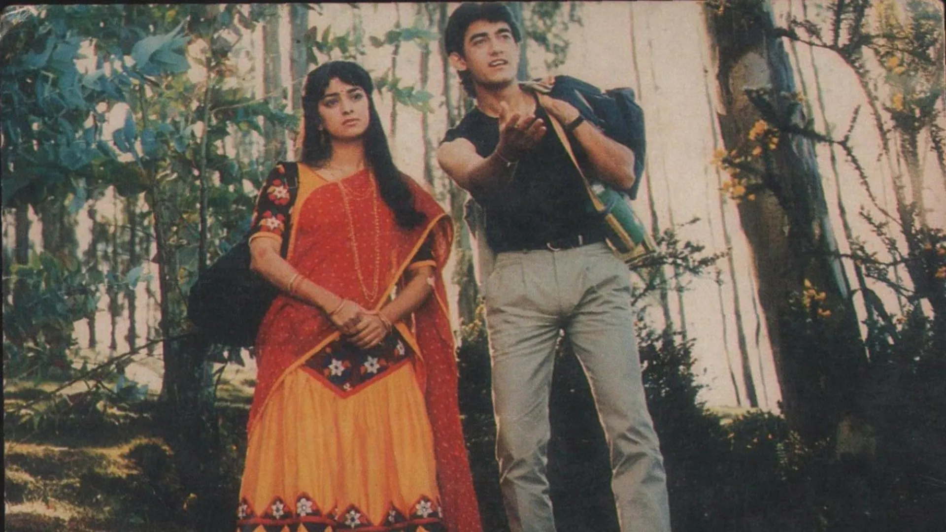 Qayamat_Se_Qayamat_Tak_aamir_johy_young_couple_in_jungle