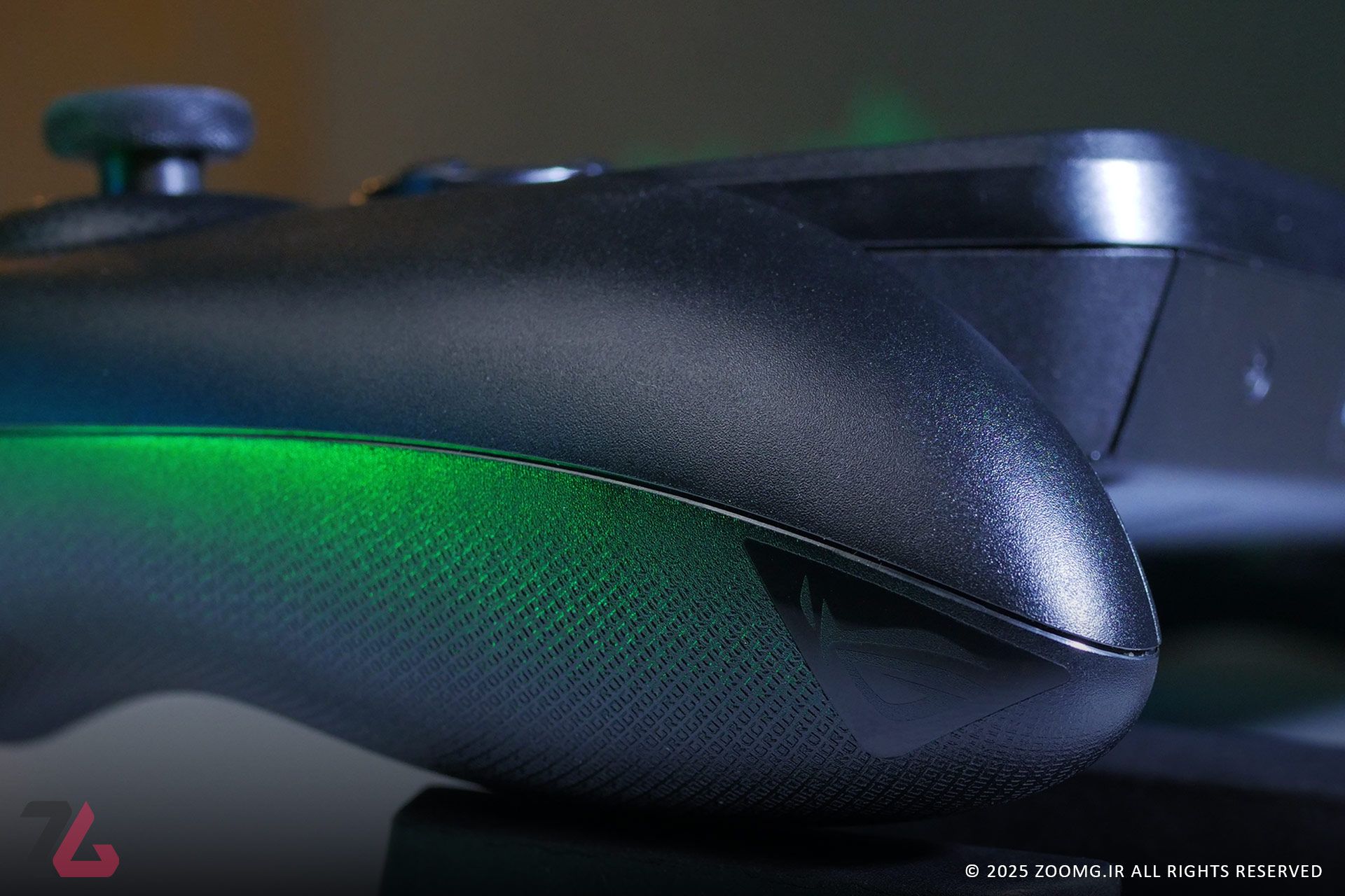 طراحی گریپ ضد لغزش کنسول ROG Xbox Ally X برای کنترل بهتر
