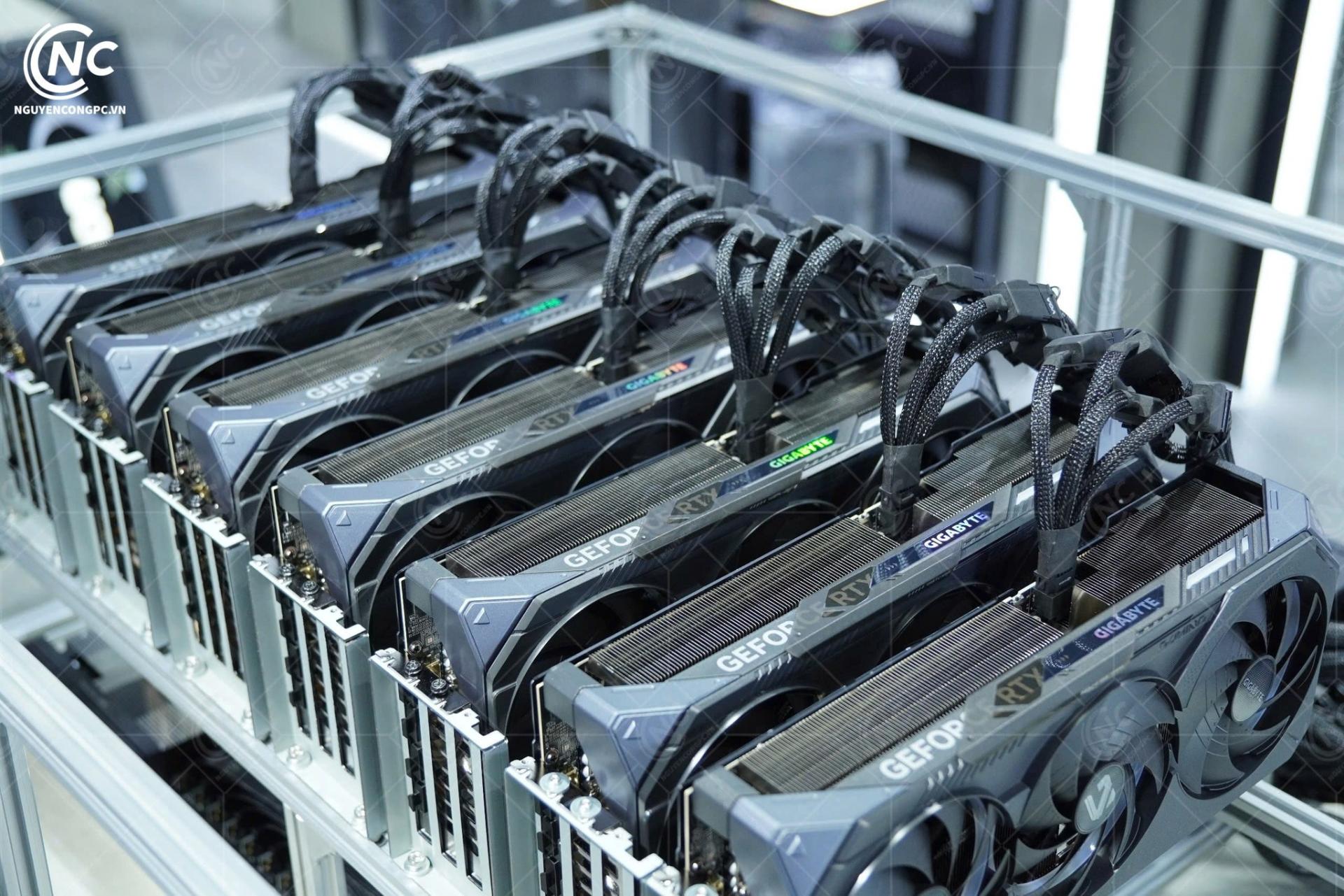 نصب خوشه‌ای کارت‌های گرافیک RTX 5090 در فروشگاه ویتنامی