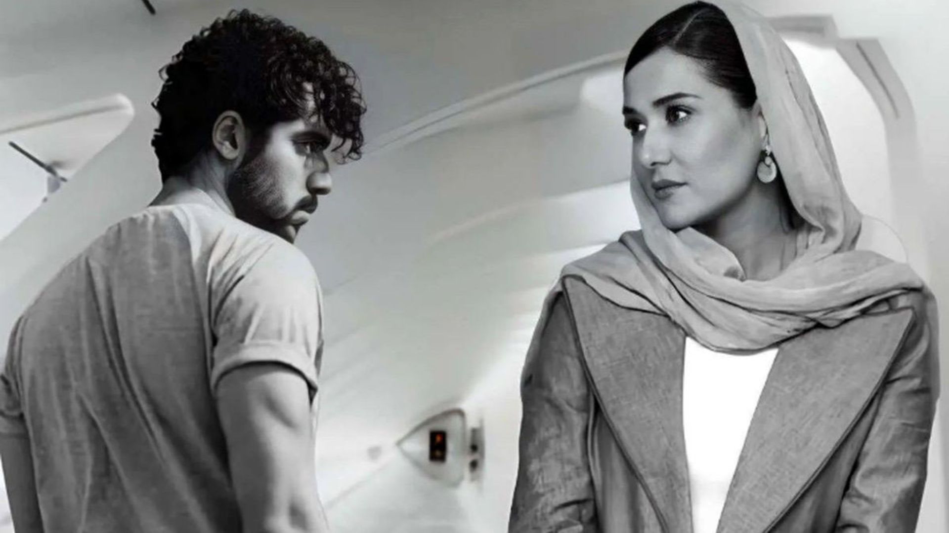 شروین حاجی پور و پریناز ایزدیار در بن سای